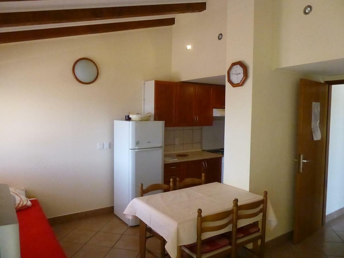 Apartments Vila Lavanda Omišalj Extérieur photo